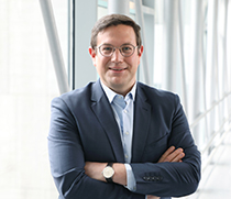 Prof. Dr. Florian Junne